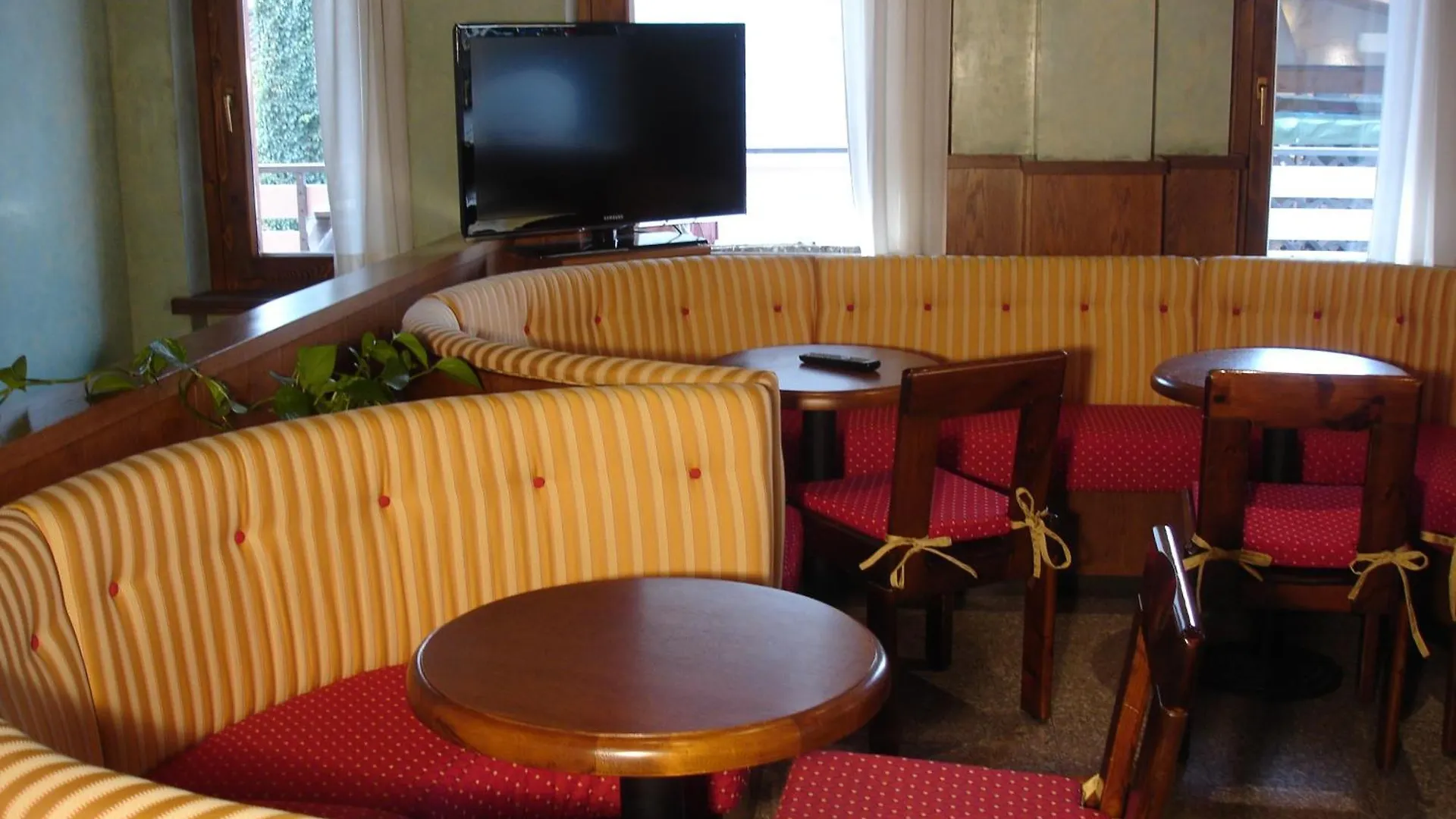 Hotel Adamello Temu