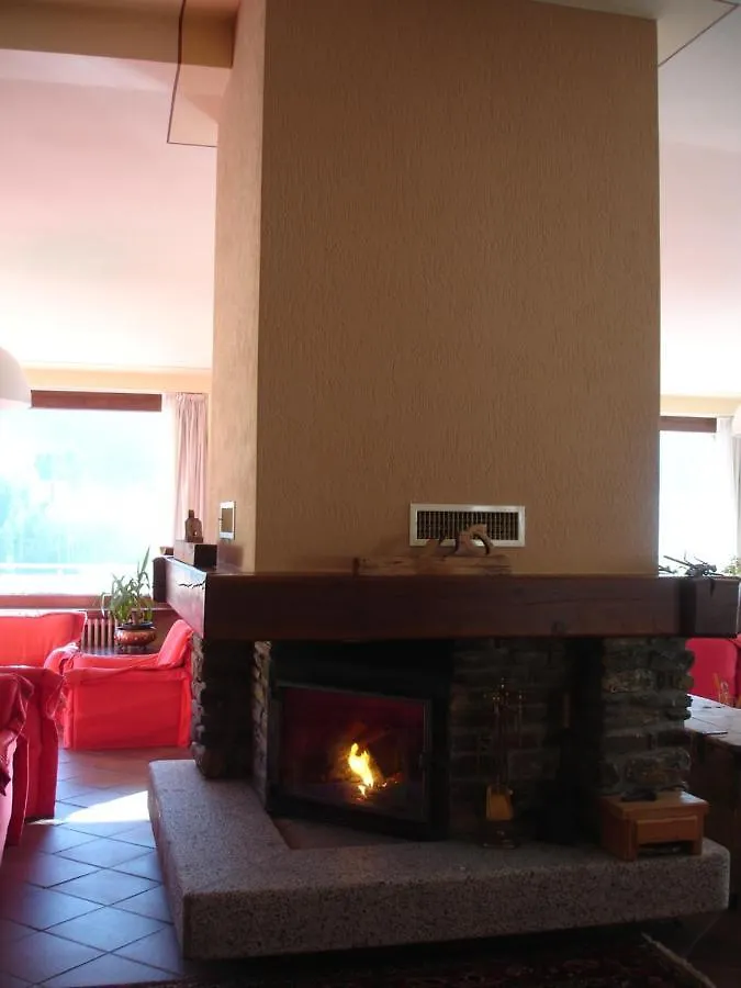 Hotel Adamello Temu 3*,