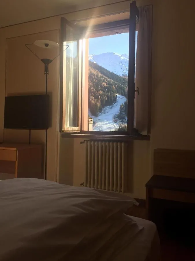 Hotel Adamello Temu